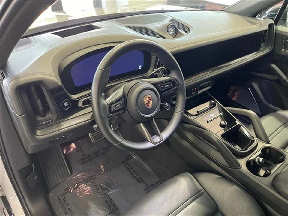2025 Porsche 9Y0/9Y3 Cayenne - Image 25 of 31