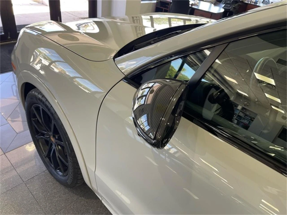2025 Porsche 9Y0/9Y3 Cayenne - Image 12 of 31