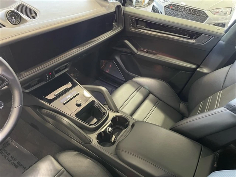 2025 Porsche 9Y0/9Y3 Cayenne - Image 28 of 31