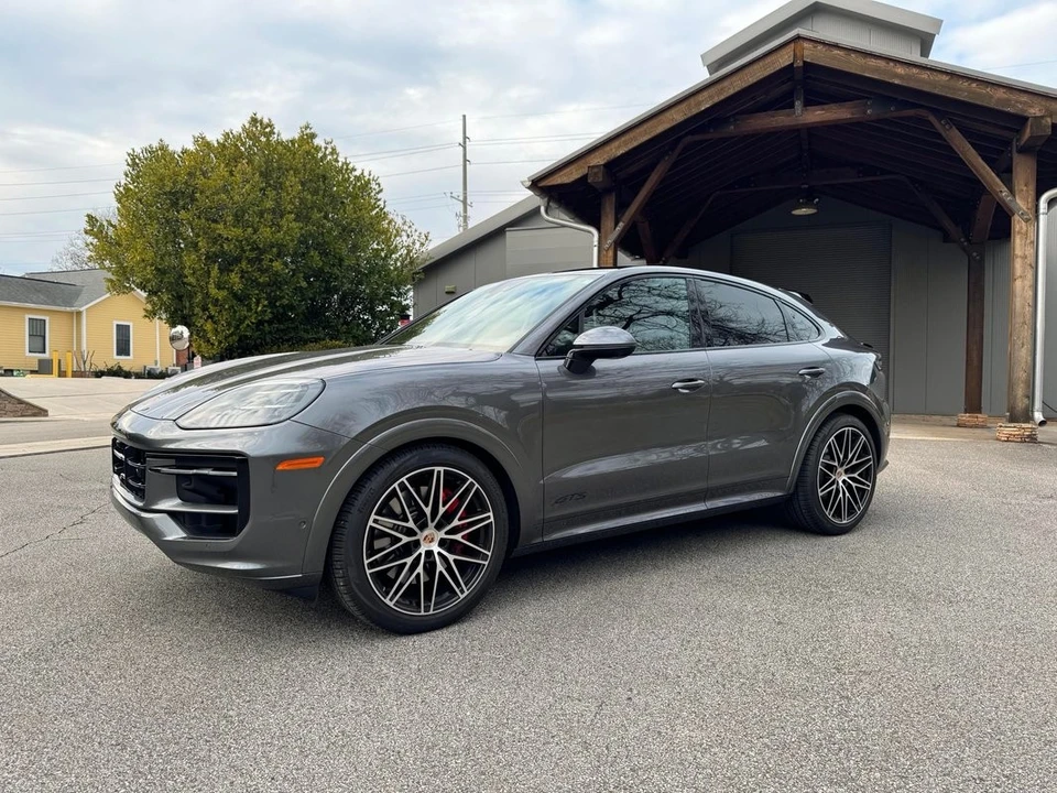 2025 Porsche 9Y0/9Y3 Cayenne - Image 5 of 31