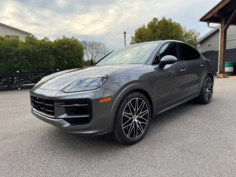 2025 Porsche 9Y0/9Y3 Cayenne - Image 7 of 31