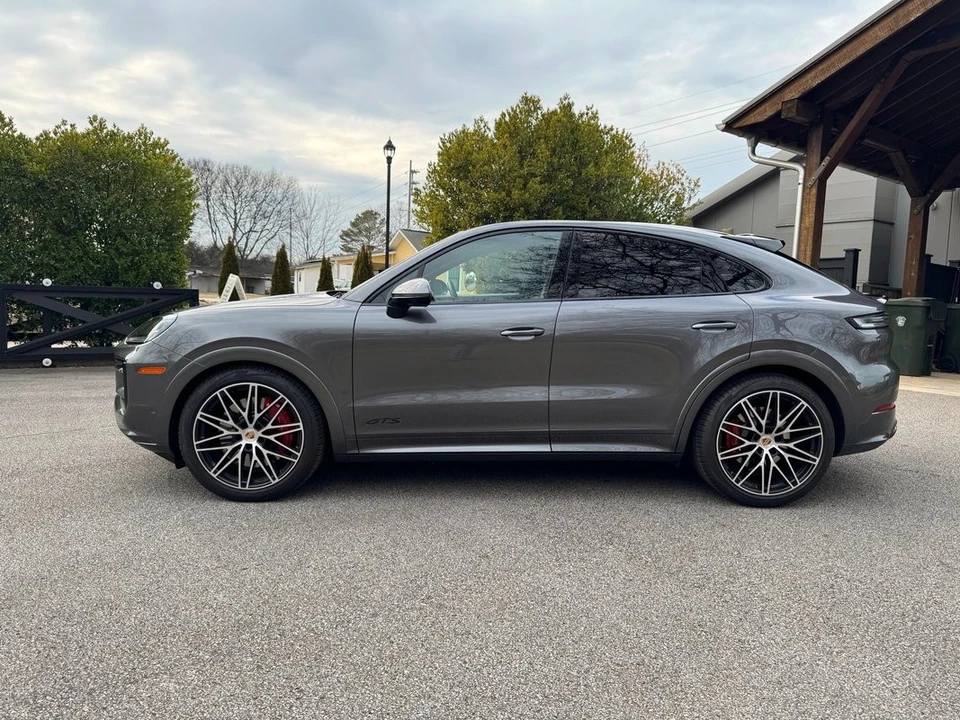 2025 Porsche 9Y0/9Y3 Cayenne - Image 6 of 31
