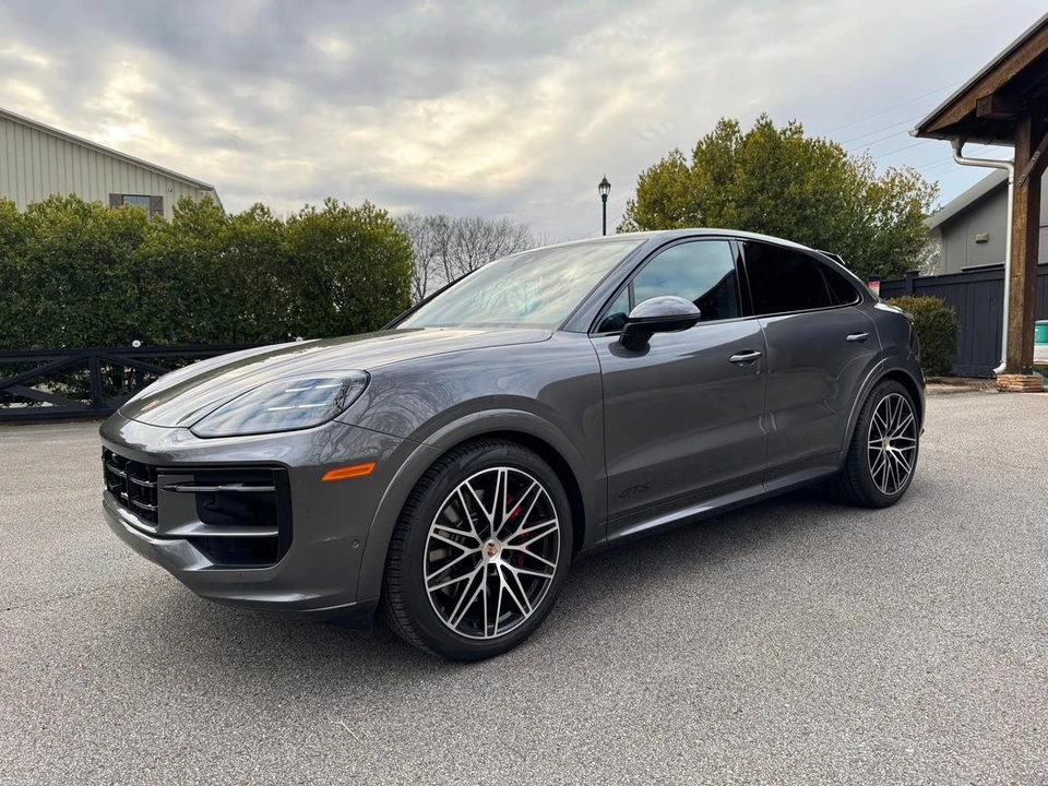 2025 Porsche 9Y0/9Y3 Cayenne - Image 4 of 31