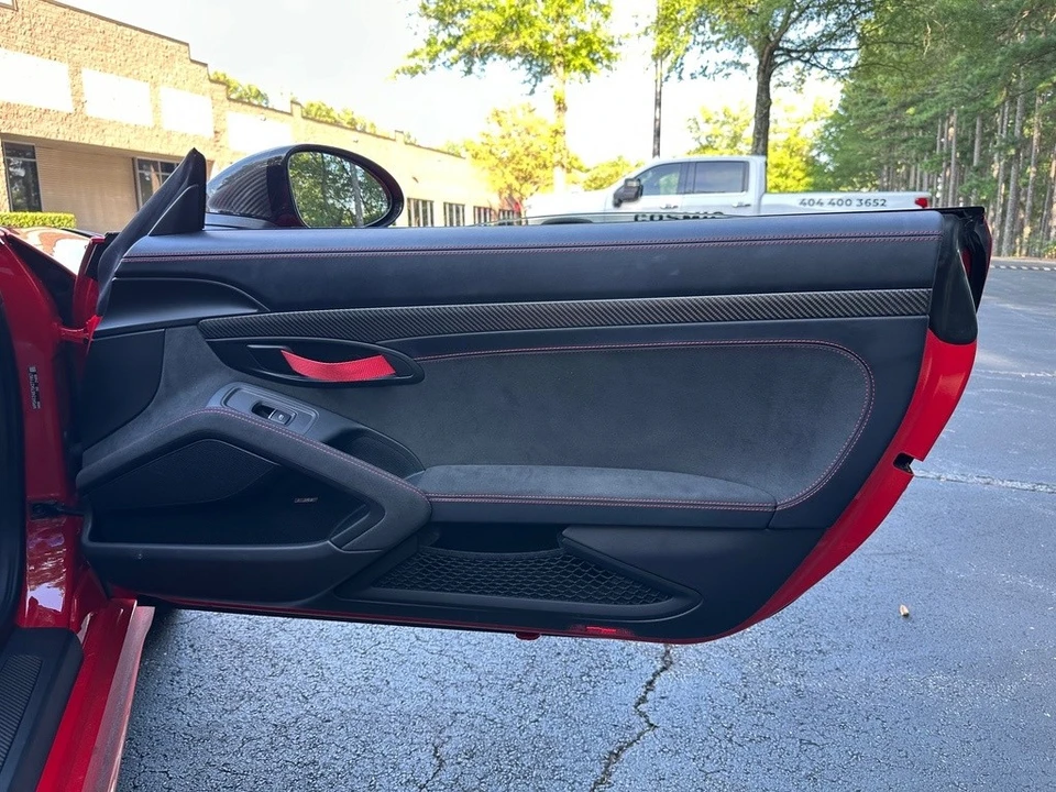 2025 Porsche 718 Cayman GT4 RS - Image 20 of 24