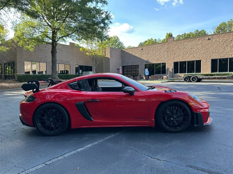 2025 Porsche 718 Cayman GT4 RS - Image 12 of 24