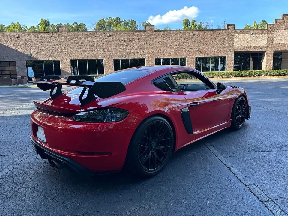 2025 Porsche 718 Cayman GT4 RS - Image 13 of 24