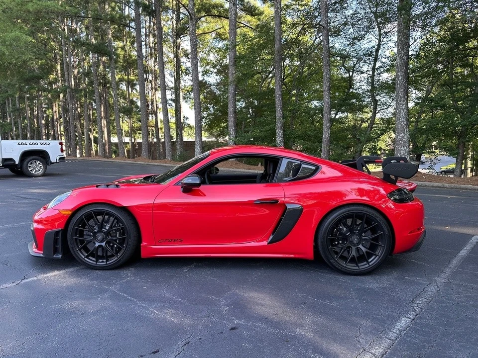 2025 Porsche 718 Cayman GT4 RS - Image 5 of 24