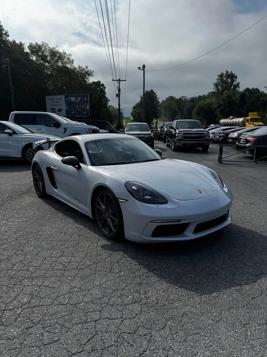 2025 Porsche 718 Cayman S - Image 4 of 9