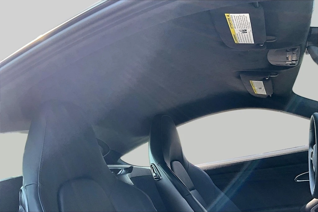 2025 Porsche 718 Cayman - Image 15 of 22
