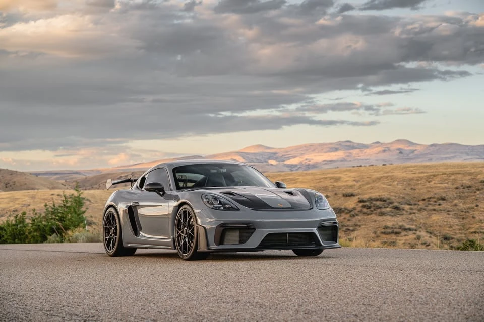 2025 Porsche 992 GT3 RS - Image 9 of 17