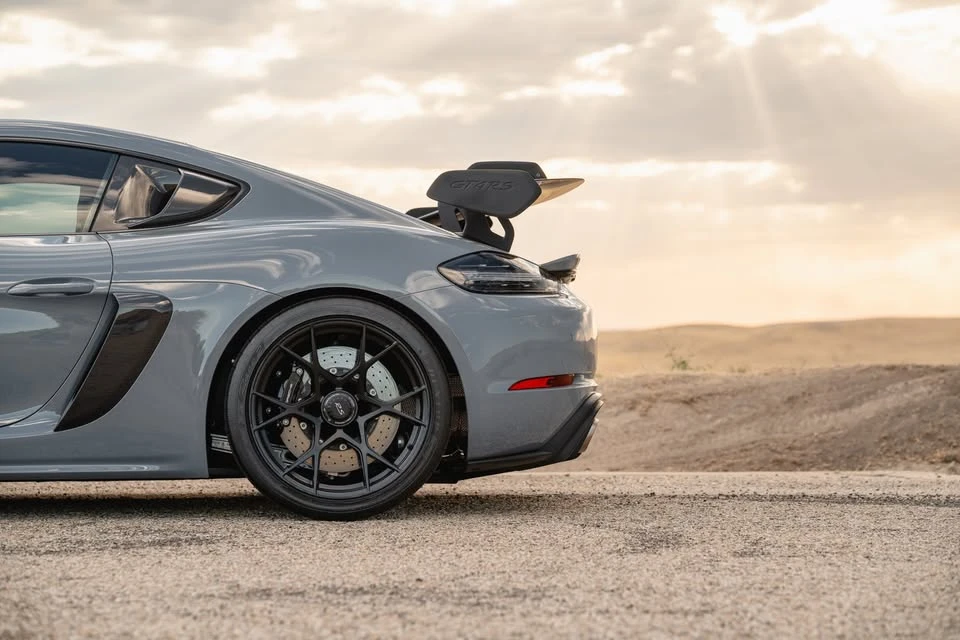 2025 Porsche 992 GT3 RS - Image 2 of 17