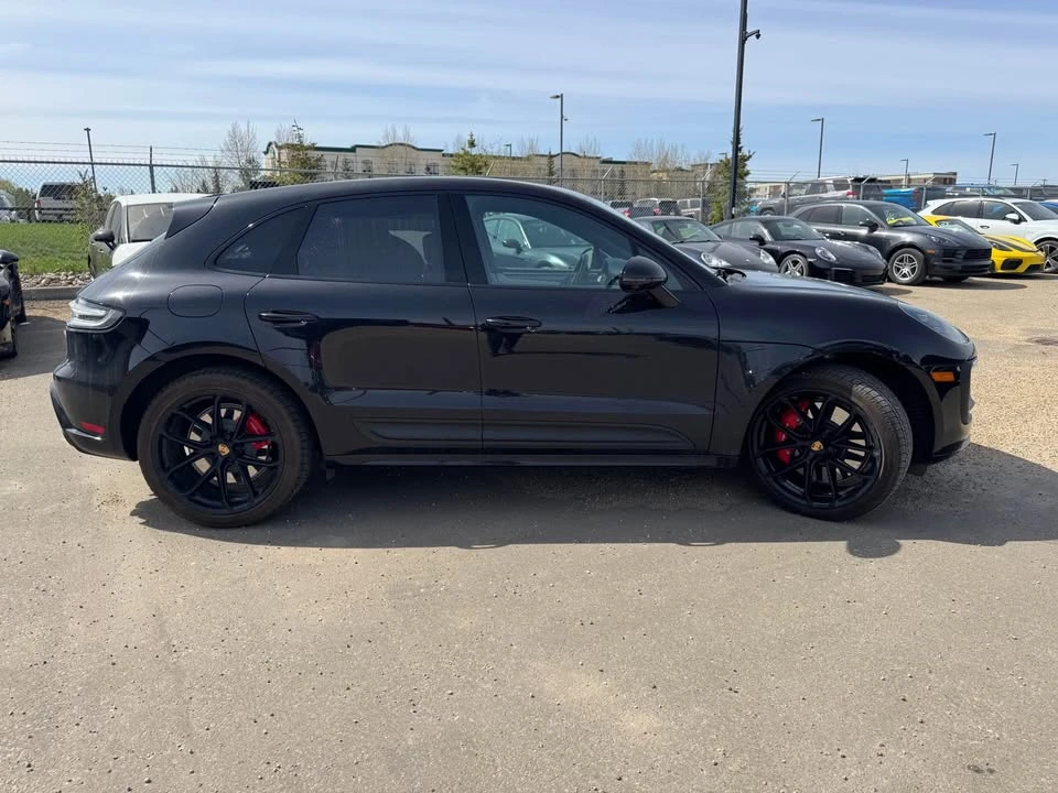 2025 Porsche Macan - Image 4 of 20