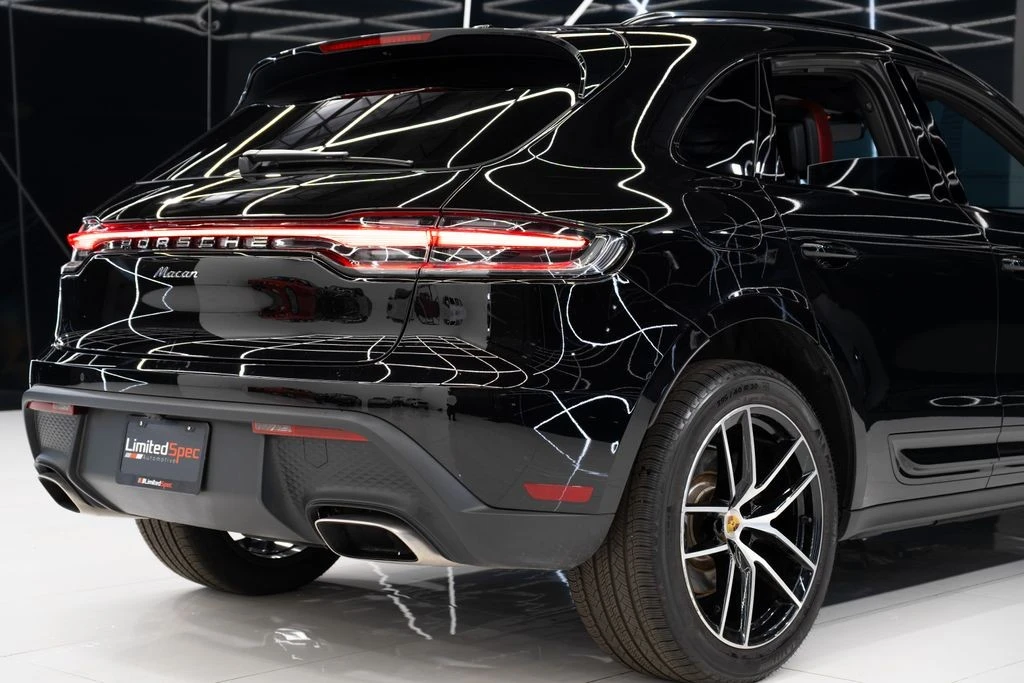 2025 Porsche Macan - Image 16 of 21