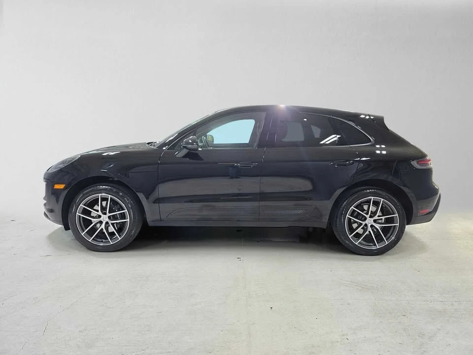 2025 Porsche Macan - Image 6 of 18