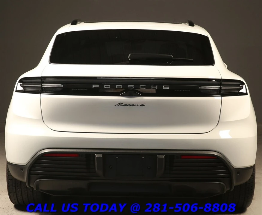 2025 Porsche Macan Electric - Image 5 of 24