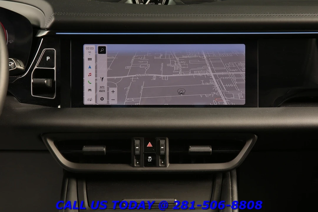 2025 Porsche Macan Electric - Image 16 of 24