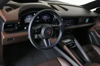 2025 Porsche Macan Electric - Image 4 of 4
