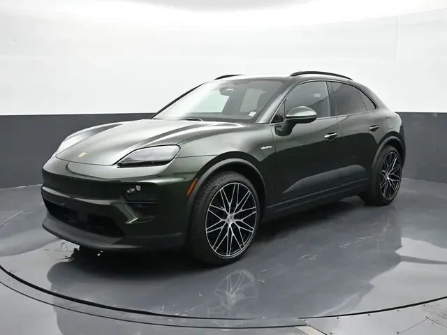 2025 Porsche Macan Electric - Image 11 of 11