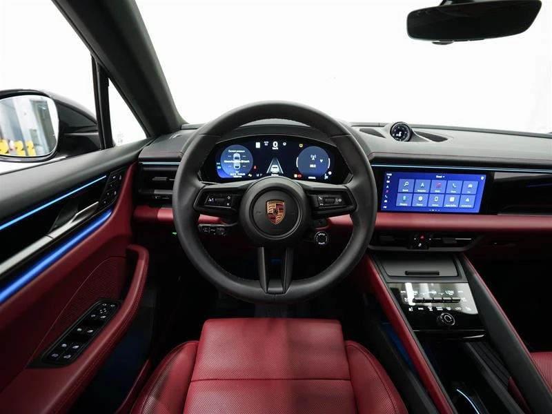 2025 Porsche Macan Electric - Image 12 of 15