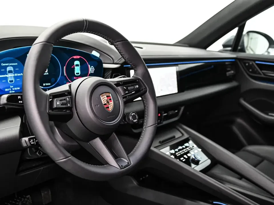 2025 Porsche Macan Electric - Image 2 of 20