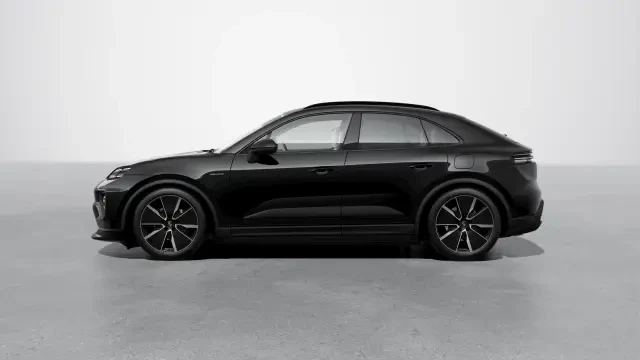 2025 Porsche Macan Electric - Image 14 of 31
