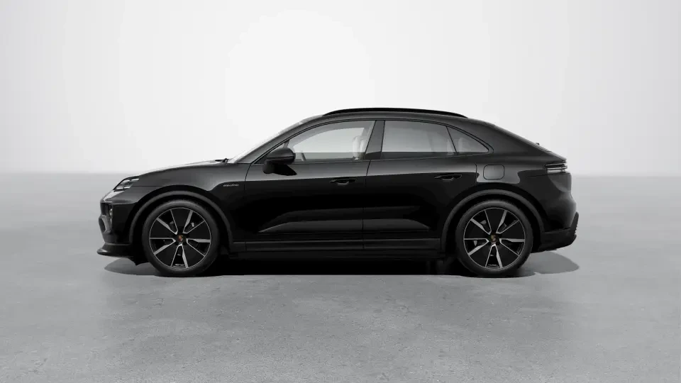 2025 Porsche Macan Electric - Image 15 of 31