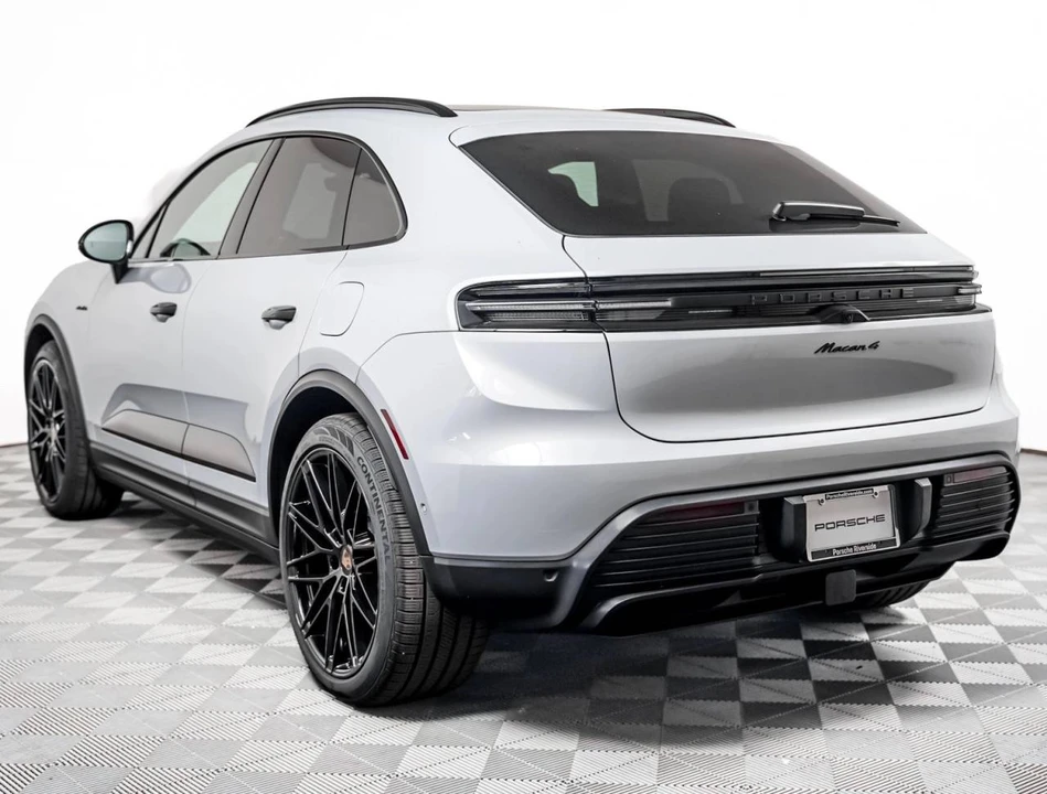 2025 Porsche Macan Electric - Image 3 of 5