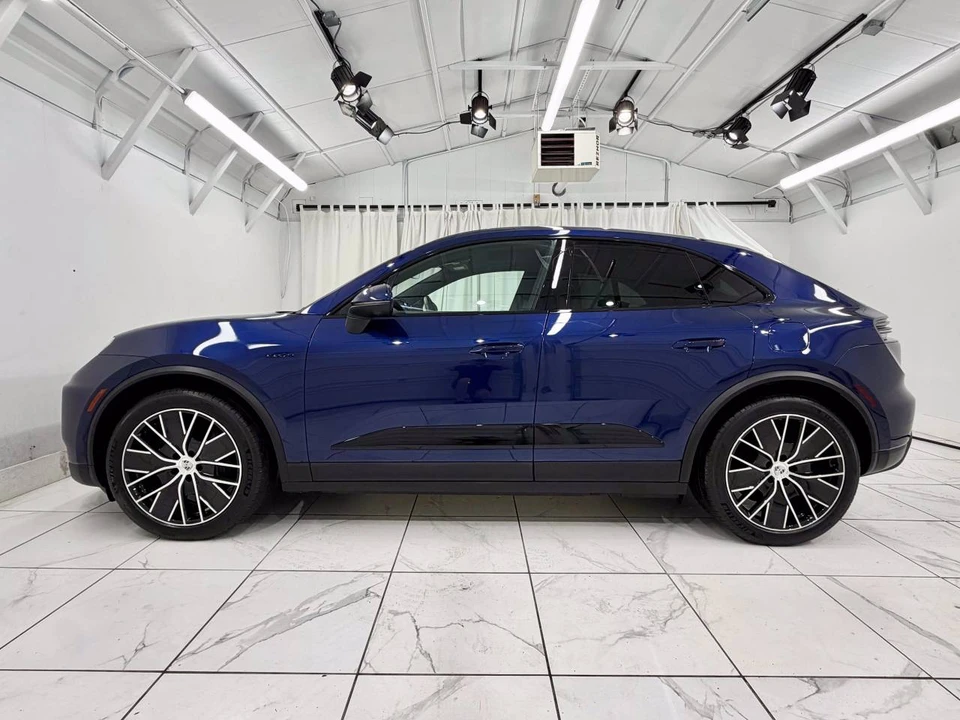 2025 Porsche Macan Electric - Image 2 of 5
