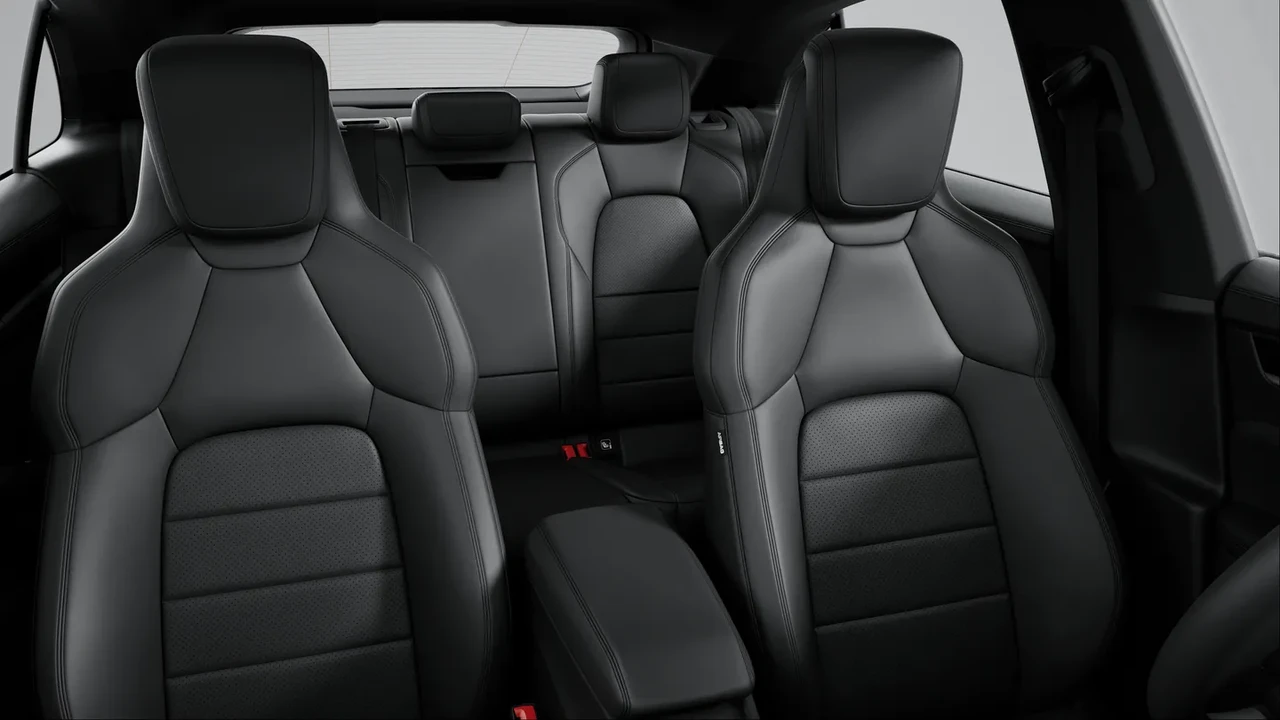 2025 Porsche Macan Electric - Image 7 of 9