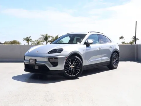 2025 Porsche Macan 4 Electric