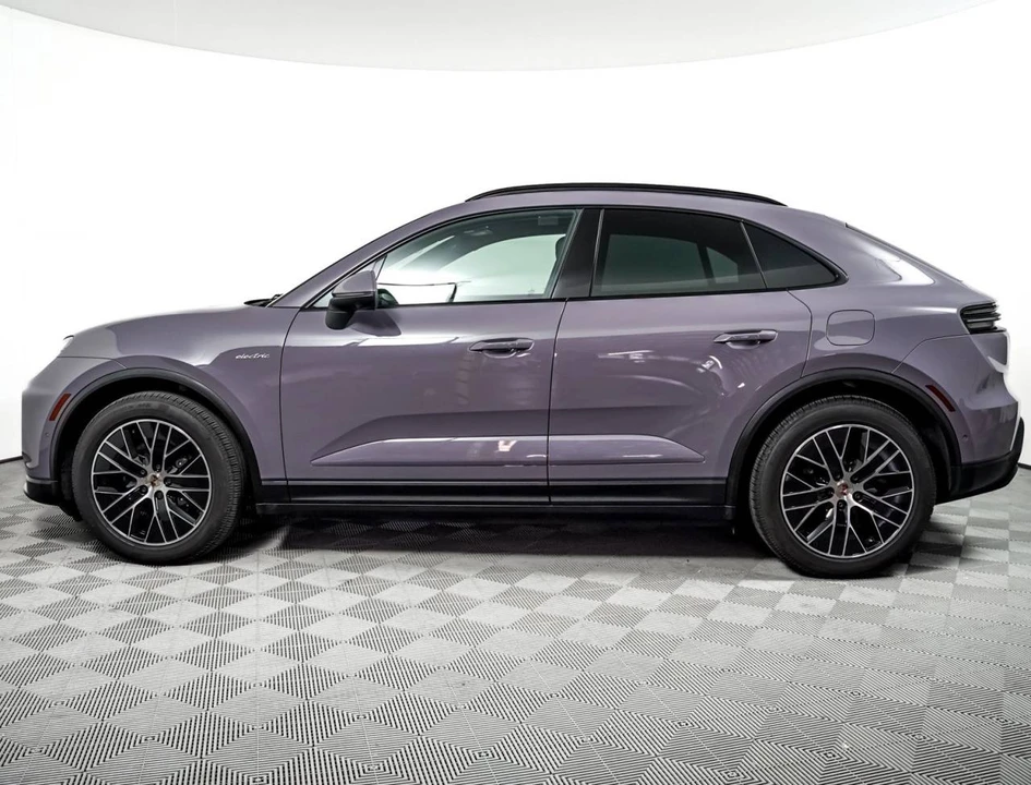 2025 Porsche Macan Electric - Image 2 of 5