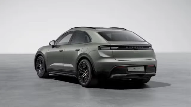 2025 Porsche Macan Electric - Image 18 of 31
