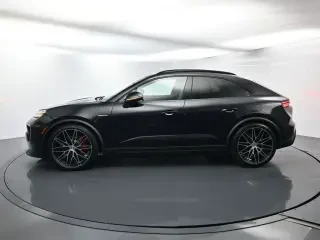 2025 Porsche Macan Electric - Image 2 of 4