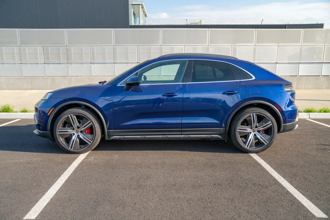 2025 Porsche Macan Electric - Image 2 of 12