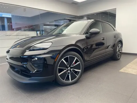 2025 Porsche Macan 4S Electric