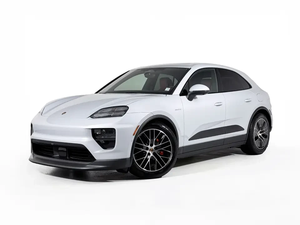 2025 Porsche Macan Electric - Image 9 of 13