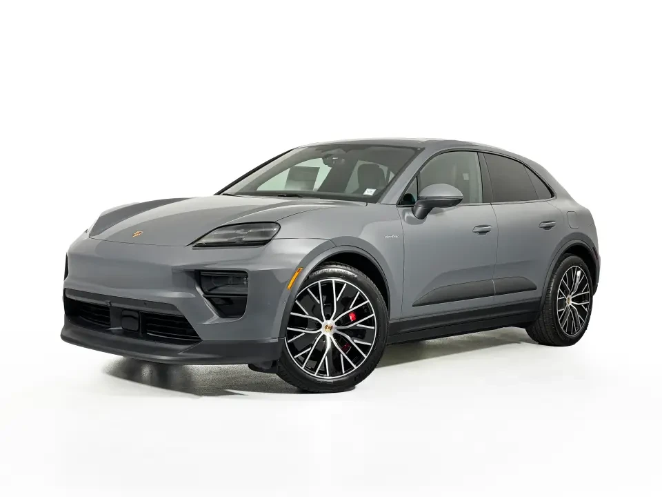 2025 Porsche Macan Electric - Image 10 of 11