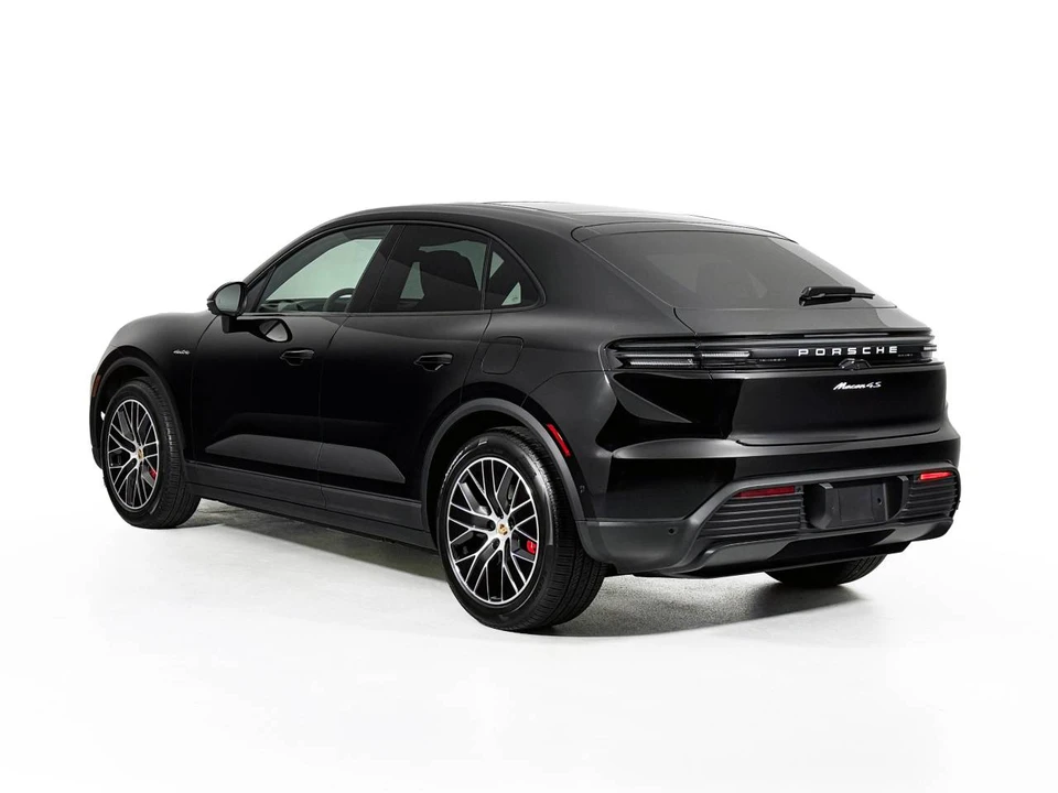 2025 Porsche Macan Electric - Image 3 of 5