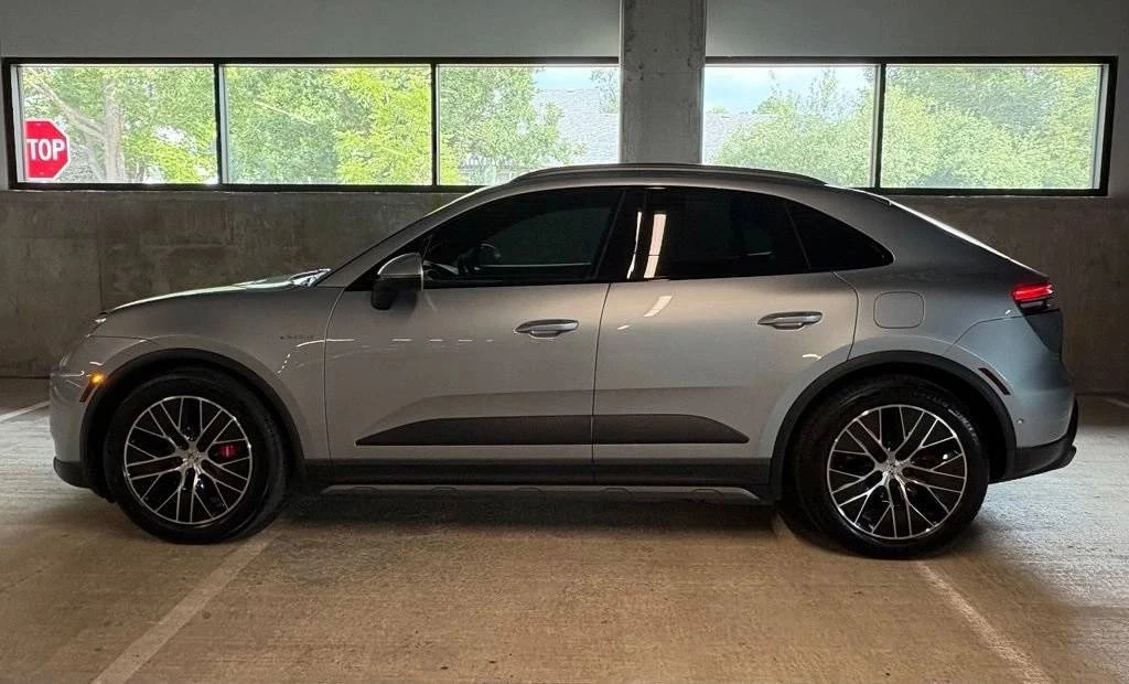 2025 Porsche Macan Electric - Image 2 of 4