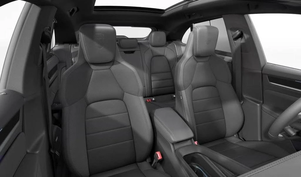 2025 Porsche Macan Electric - Image 4 of 4