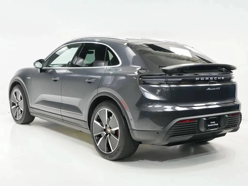 2025 Porsche Macan Electric - Image 3 of 5