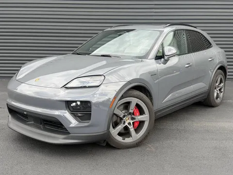 2025 Porsche Macan 4S Electric
