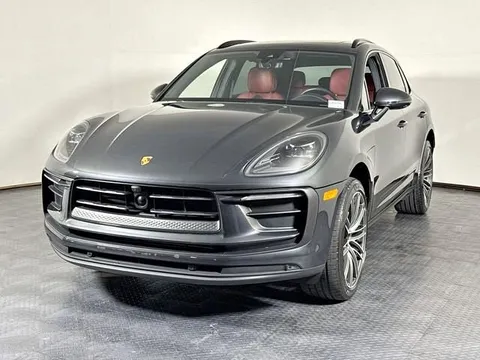 2025 Porsche Macan AWD