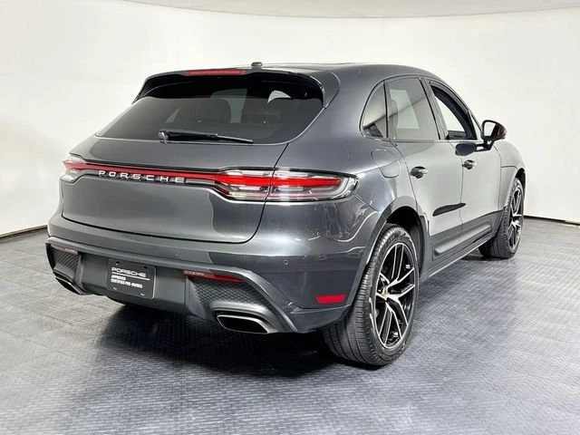 2025 Porsche Macan - Image 7 of 20