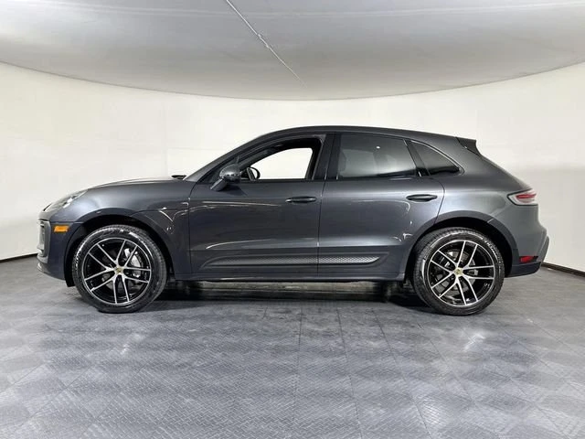 2025 Porsche Macan - Image 2 of 20