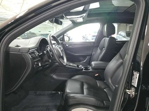 2025 Porsche Macan Electric - Image 19 of 19
