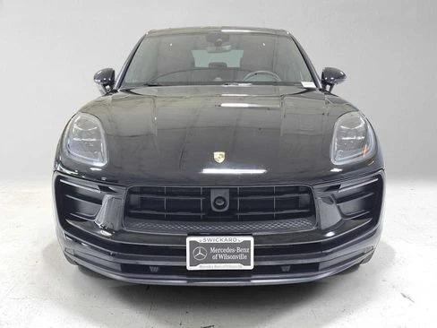 2025 Porsche Macan Electric - Image 7 of 19