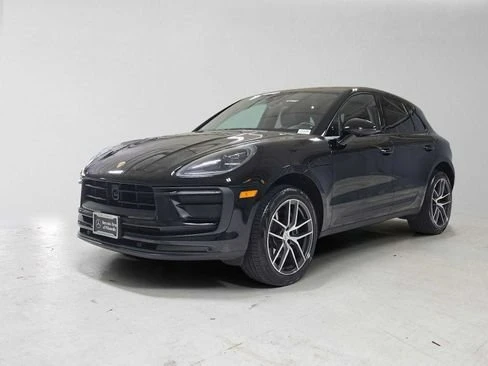 2025 Porsche Macan Electric - Image 6 of 19