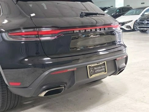 2025 Porsche Macan Electric - Image 12 of 19