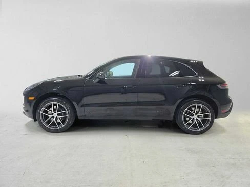 2025 Porsche Macan Electric - Image 5 of 19